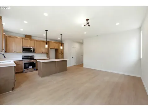 520 S Buxton Street Troutdale OR 97060