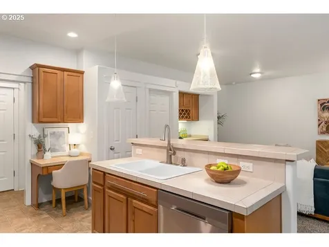 21854 NE Larkspur Lane Fairview OR 97024