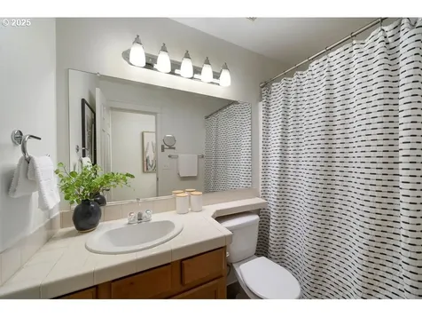 21854 NE Larkspur Lane Fairview OR 97024