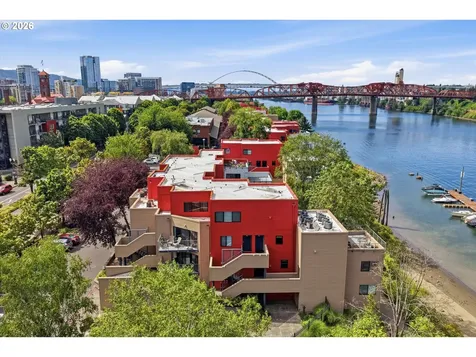 606 NW Naito Parkway Portland OR 97209