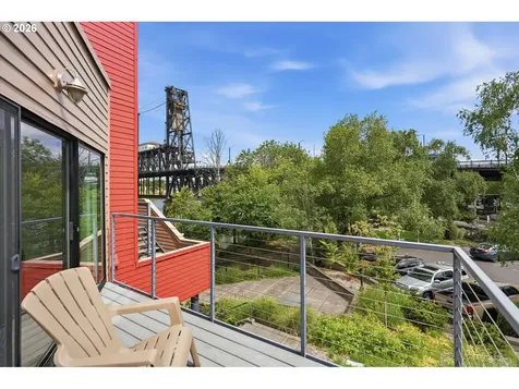 606 NW Naito Parkway Portland OR 97209