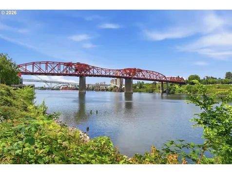 606 NW Naito Parkway Portland OR 97209