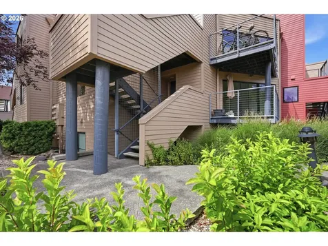 606 NW Naito Parkway Portland OR 97209