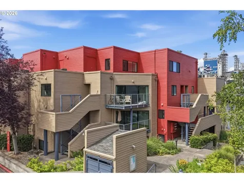 606 NW Naito Parkway Portland OR 97209
