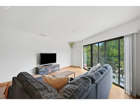 606 NW Naito Parkway Portland OR 97209