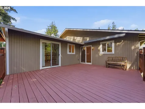3570 Ash Street North Bend OR 97459