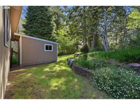 3570 Ash Street North Bend OR 97459