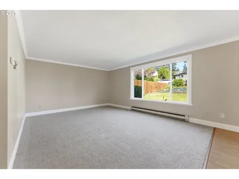 3570 Ash Street North Bend OR 97459