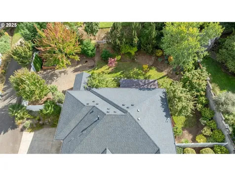 1800 NW Wallace Road Mcminnville OR 97128