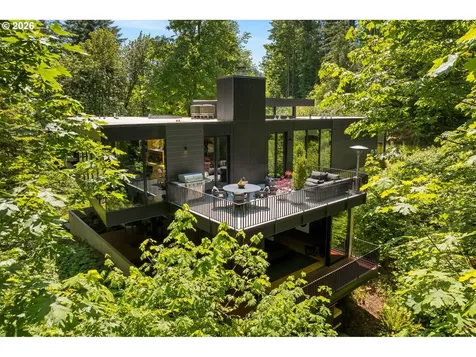 432 NW Royal Boulevard Portland OR 97210