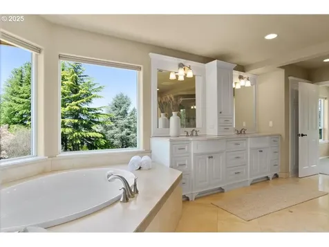 14055 SW 157th Place Portland OR 97224