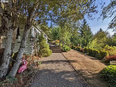 23999 NE Guenther Road Hillsboro OR 97123