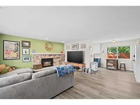 18385 SW Division Street Beaverton OR 97078