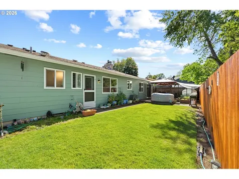 18385 SW Division Street Beaverton OR 97078