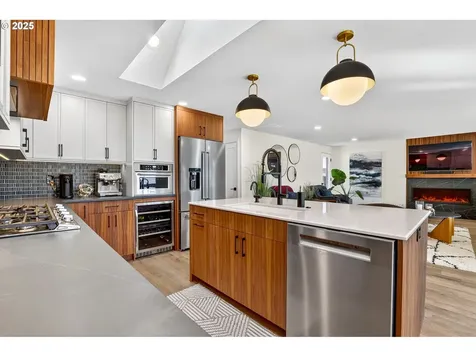 12665 SW Karen Street Portland OR 97223