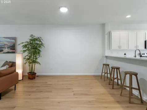 7804 SW Brookline Lane Portland OR 97224