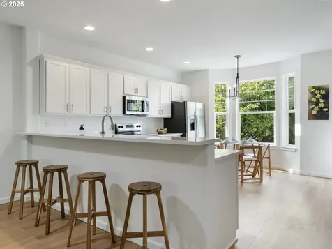 7804 SW Brookline Lane Portland OR 97224