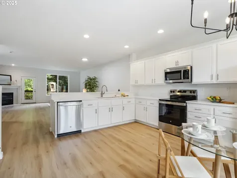 7804 SW Brookline Lane Portland OR 97224