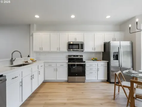 7804 SW Brookline Lane Portland OR 97224