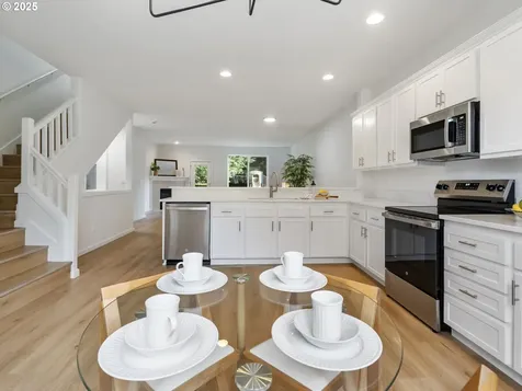 7804 SW Brookline Lane Portland OR 97224