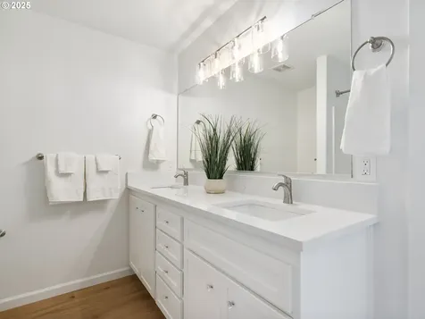 7804 SW Brookline Lane Portland OR 97224