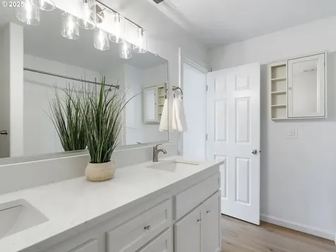 7804 SW Brookline Lane Portland OR 97224