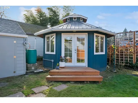 4355 NE 83rd Avenue Portland OR 97220