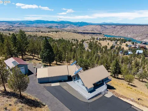 4252 SW Lakeview Drive Culver OR 97734