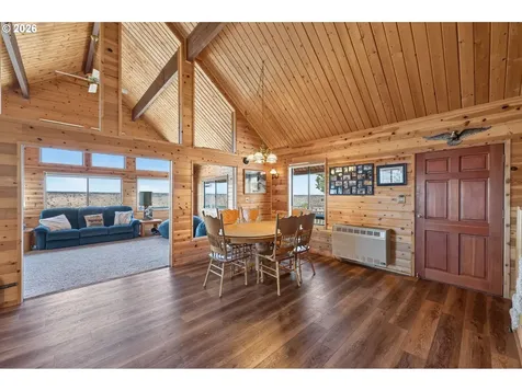 4252 SW Lakeview Drive Culver OR 97734