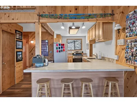 4252 SW Lakeview Drive Culver OR 97734