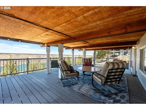 4252 SW Lakeview Drive Culver OR 97734