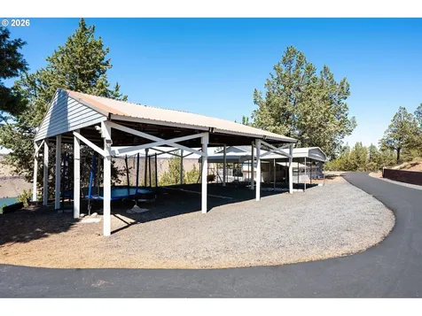 4252 SW Lakeview Drive Culver OR 97734