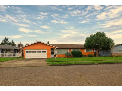 2796 Terry Avenue Longview WA 98632