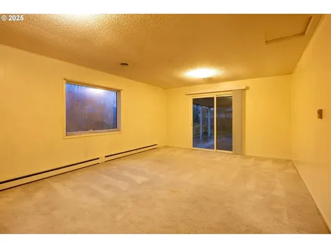 2796 Terry Avenue Longview WA 98632