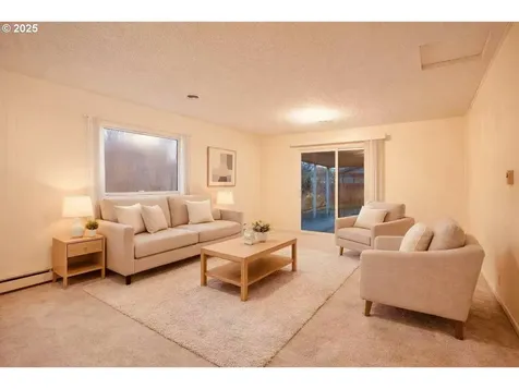 2796 Terry Avenue Longview WA 98632