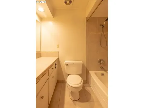 2796 Terry Avenue Longview WA 98632