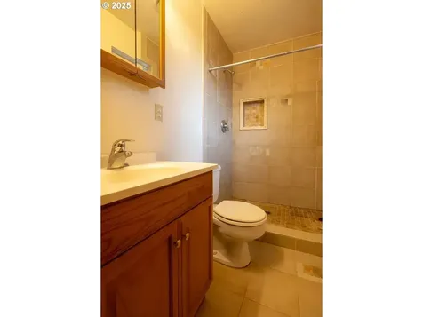 2796 Terry Avenue Longview WA 98632