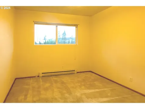 2796 Terry Avenue Longview WA 98632