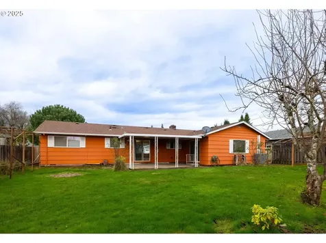 2796 Terry Avenue Longview WA 98632
