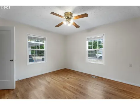 4005 NW Grant Street Vancouver WA 98660