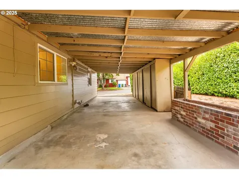 4005 NW Grant Street Vancouver WA 98660