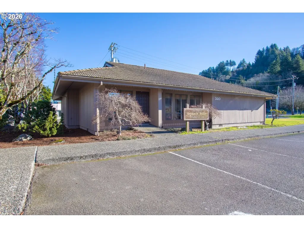 320 Fir Avenue Reedsport OR 97467