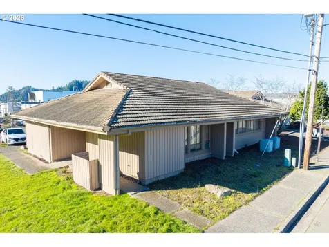 320 Fir Avenue Reedsport OR 97467