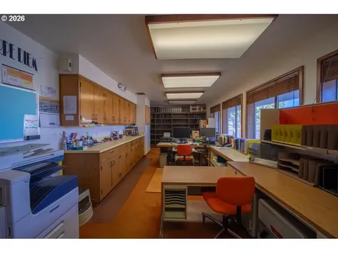 320 Fir Avenue Reedsport OR 97467