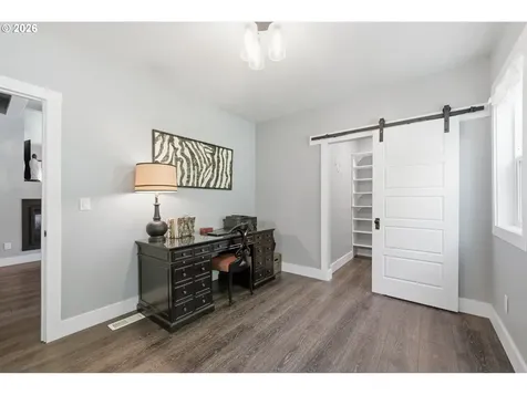335 N H Street Cottage Grove OR 97424