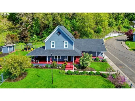 335 N H Street Cottage Grove OR 97424