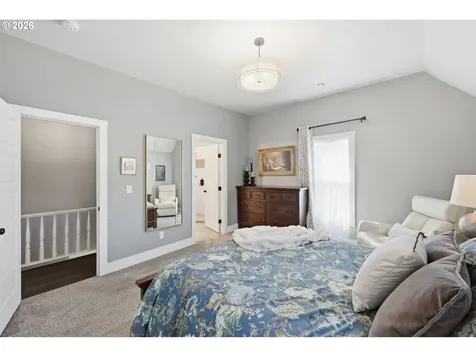 335 N H Street Cottage Grove OR 97424