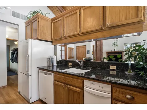 20493 Pine Vista Drive Bend OR 97702