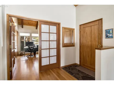20493 Pine Vista Drive Bend OR 97702
