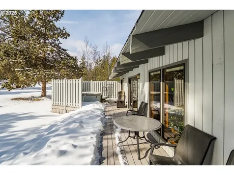 20493 Pine Vista Drive Bend OR 97702